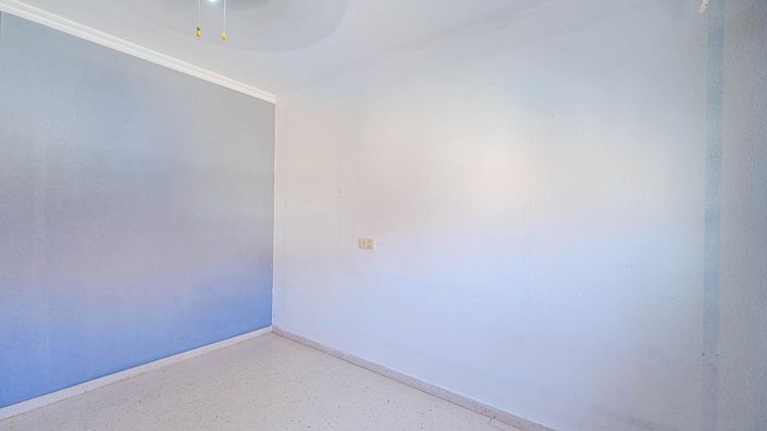 Image No.19-4 Bed Apartment for sale