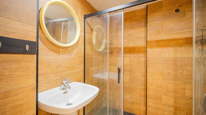 Image No.20-4 Bed Apartment for sale