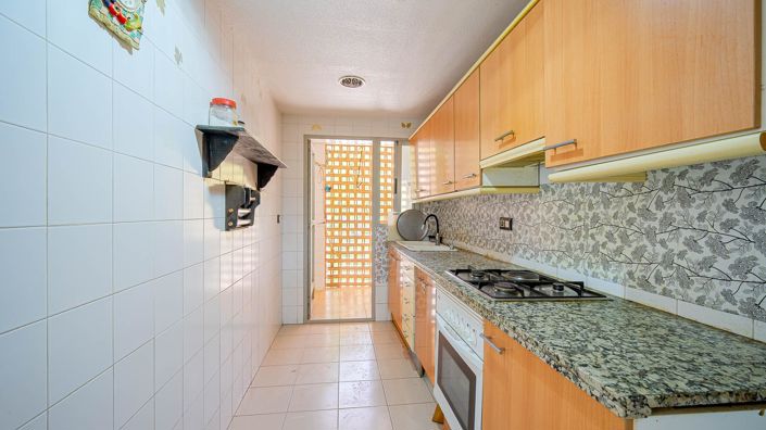 Image No.24-4 Bed Apartment for sale