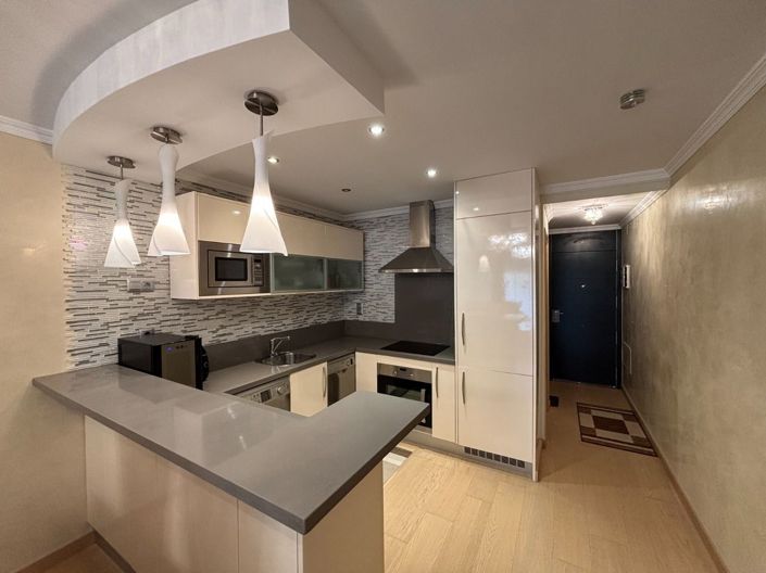 Image No.18-2 Bed Apartment for sale
