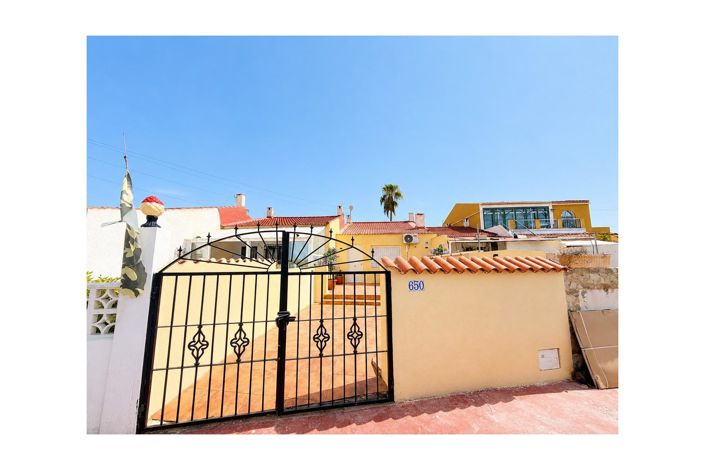 Image No.17-2 Bed Bungalow for sale