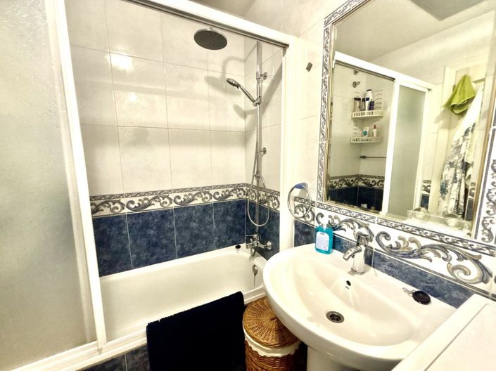 Image No.18-2 Bed Apartment for sale