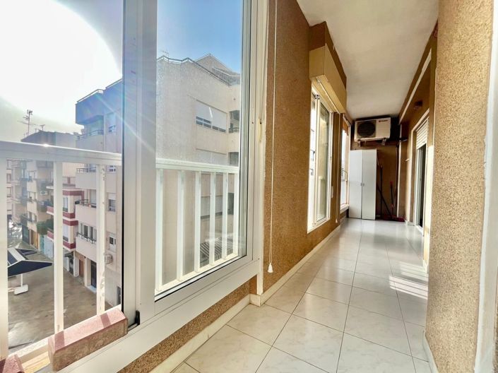 Image No.3-Appartement de 3 chambres à vendre à Torrevieja