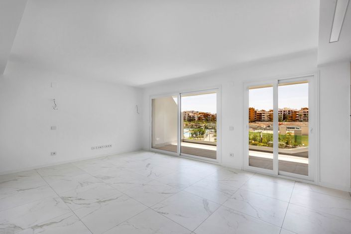 Image No.5-2 Bed Apartment for sale