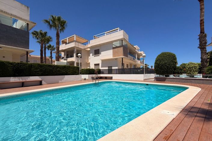 Image No.25-2 Bed Apartment for sale