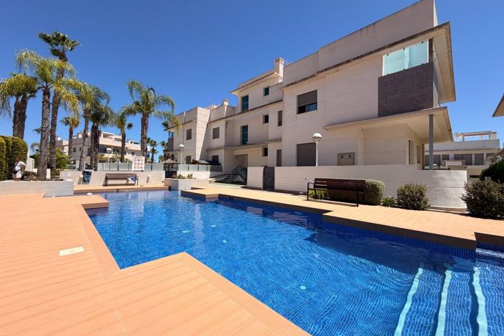 Image No.26-2 Bed Apartment for sale