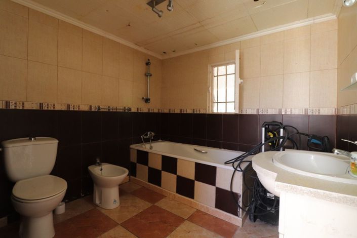 Image No.20-4 Bed Villa for sale