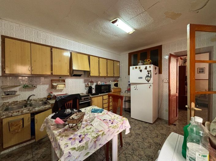 Image No.8-4 Bed Villa for sale