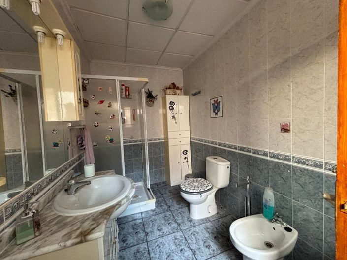 Image No.9-4 Bed Villa for sale