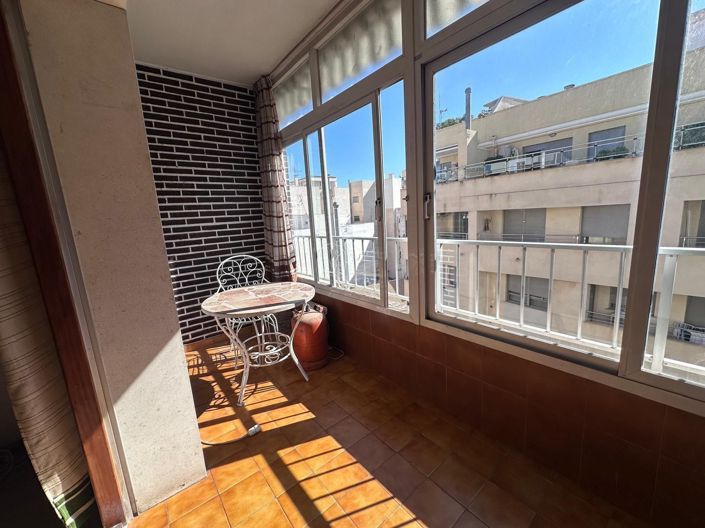 Image No.2-4 Bed Apartment for sale