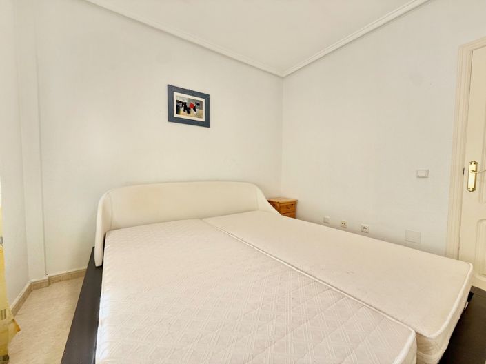 Image No.9-3 Bed Townhouse for sale