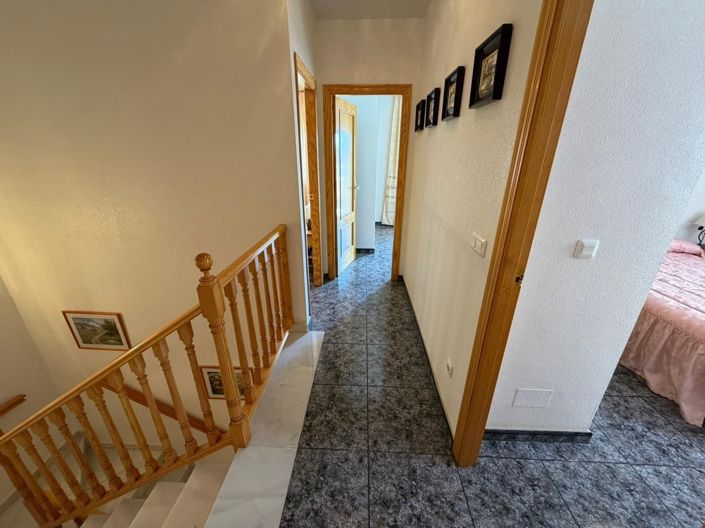 Image No.38-5 Bed Villa for sale