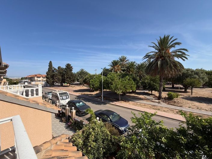 Image No.48-5 Bed Villa for sale
