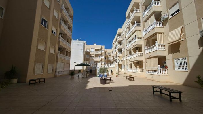 Image No.28-3 Bed Apartment for sale