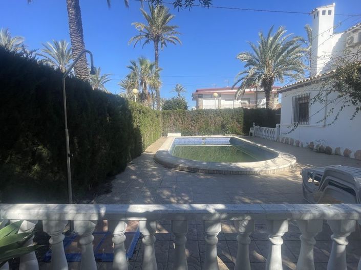 Image No.3-4 Bed Villa for sale