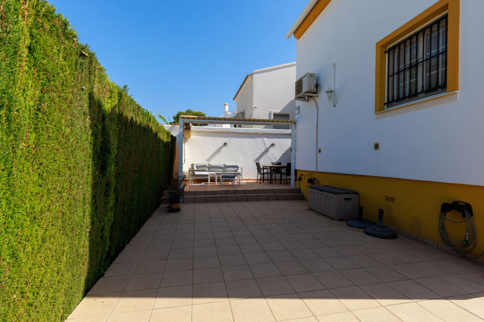 Image No.33-3 Bed Villa for sale