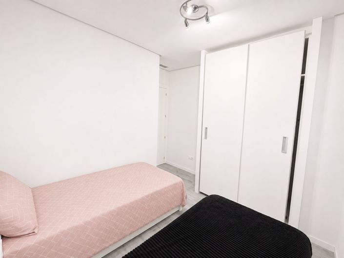 Image No.12-2 Bed Apartment for sale