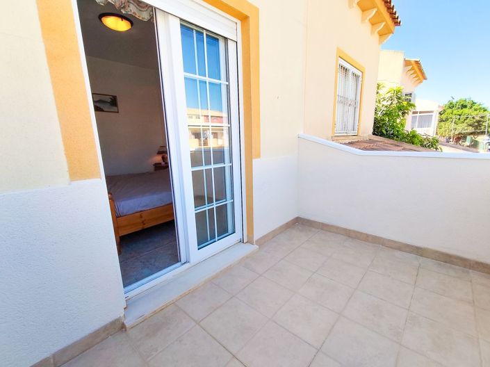Image No.24-2 Bed House for sale