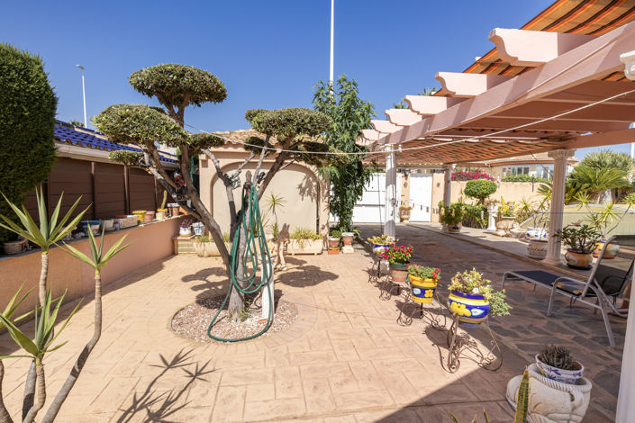 Image No.25-4 Bed Villa for sale