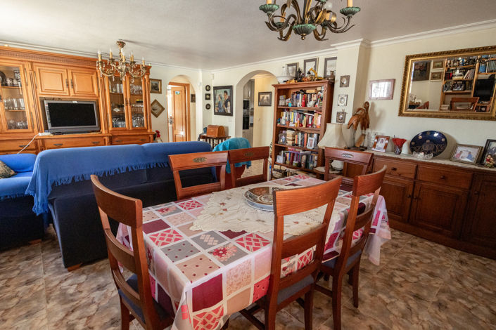 Image No.39-4 Bed Villa for sale