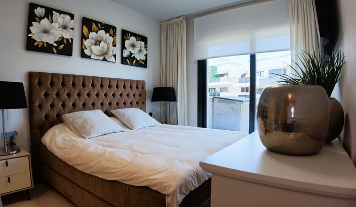 Image No.12-3 Bed Apartment for sale
