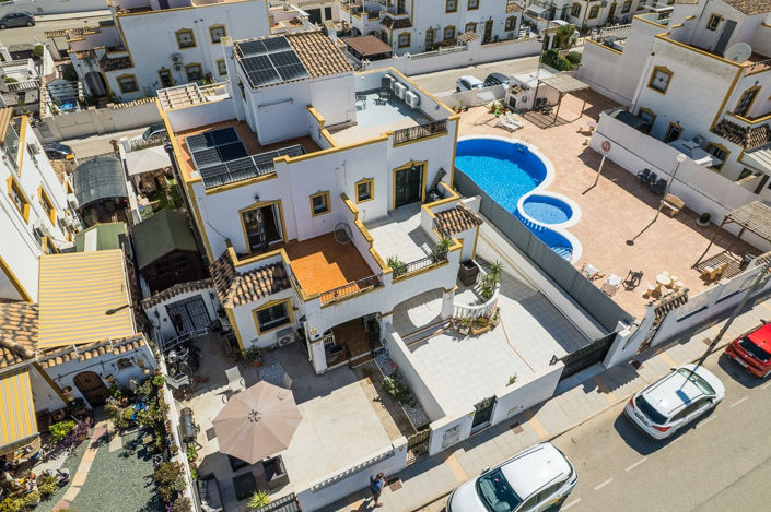 Image No.3-3 Bed Villa for sale