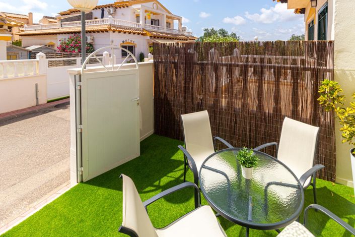 Image No.24-3 Bed Townhouse for sale