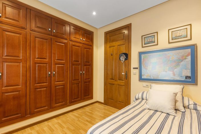 Image No.35-6 Bed Villa for sale
