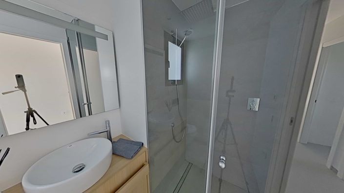 Image No.30-3 Bed Apartment for sale