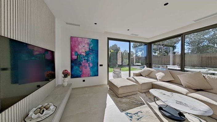 Image No.13-3 Bed Villa for sale