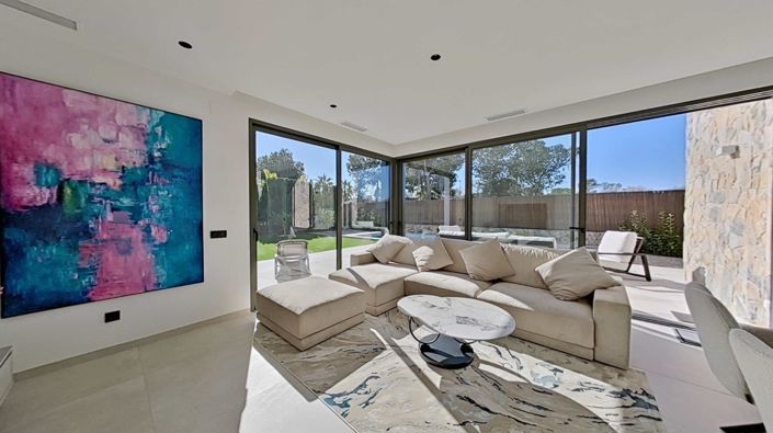 Image No.14-3 Bed Villa for sale