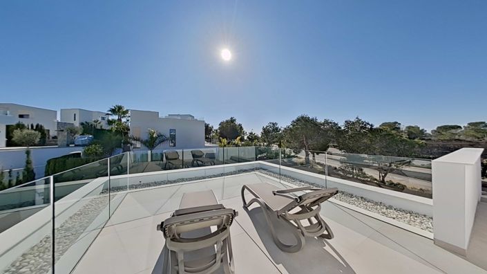 Image No.40-3 Bed Villa for sale