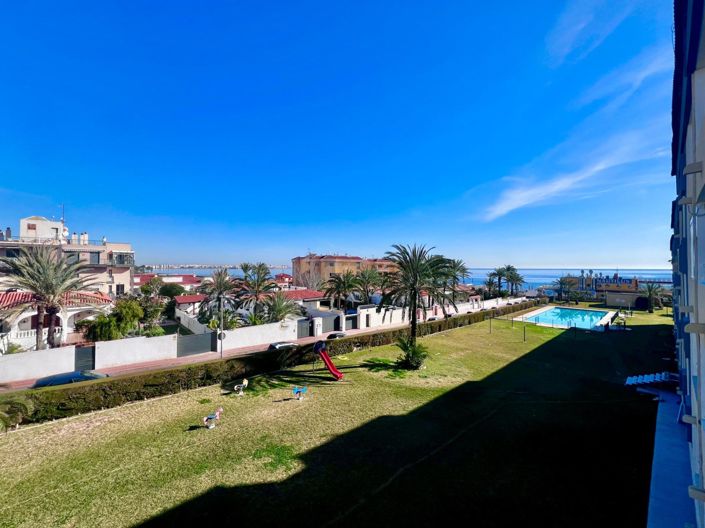 Image No.20-3 Bed Apartment for sale