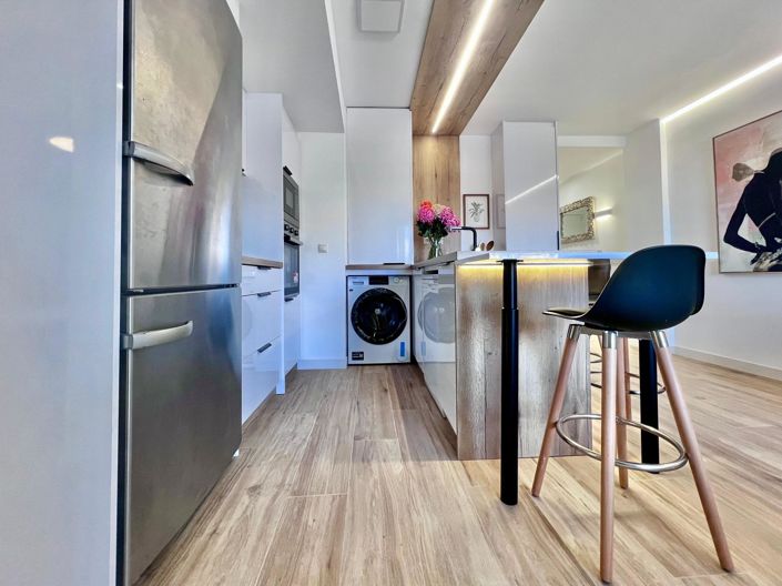 Image No.9-3 Bed Apartment for sale