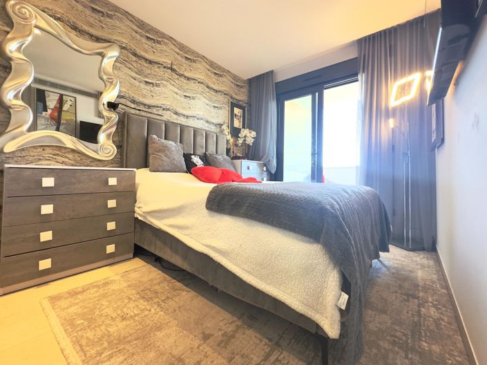 Image No.27-3 Bed Penthouse for sale
