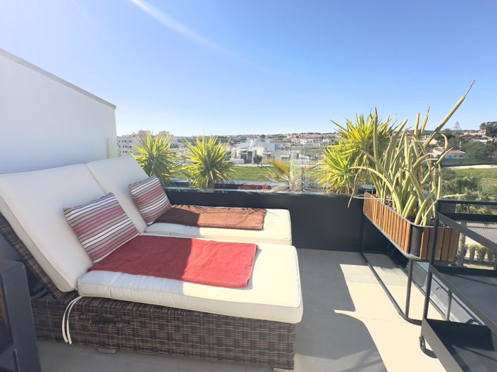 Image No.36-3 Bed Penthouse for sale