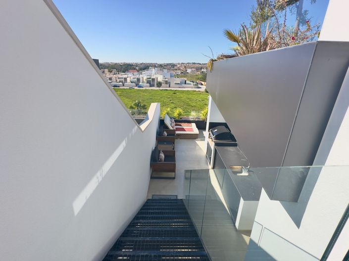 Image No.43-3 Bed Penthouse for sale
