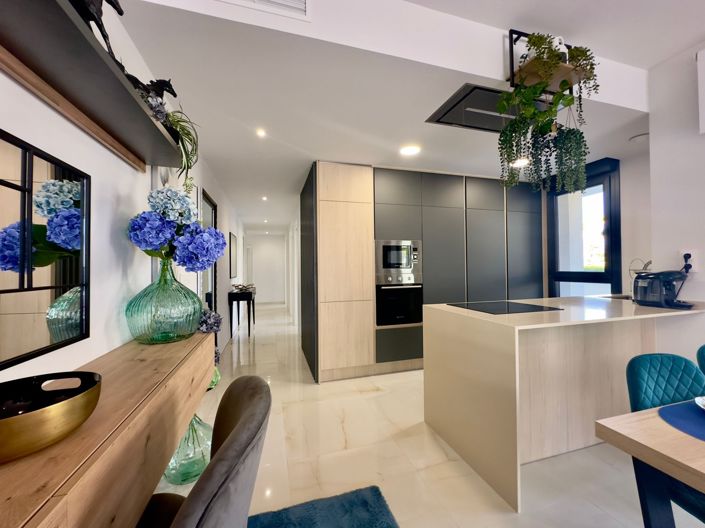 Image No.14-3 Bed Apartment for sale