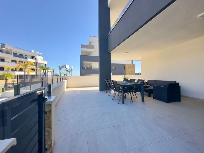 Image No.24-3 Bed Apartment for sale