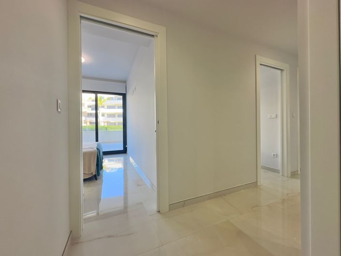 Image No.35-3 Bed Apartment for sale