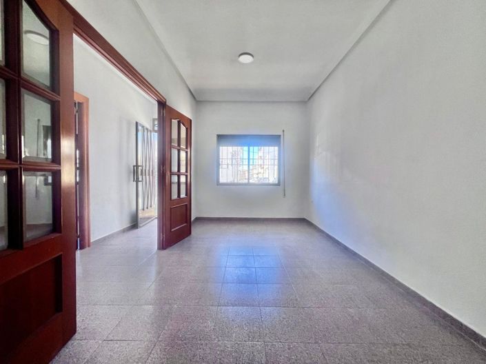Image No.15-4 Bed Duplex for sale