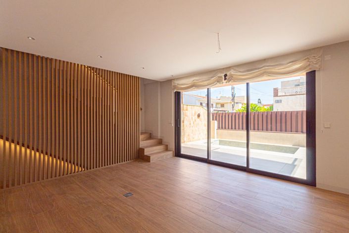 Image No.7-3 Bed Villa for sale