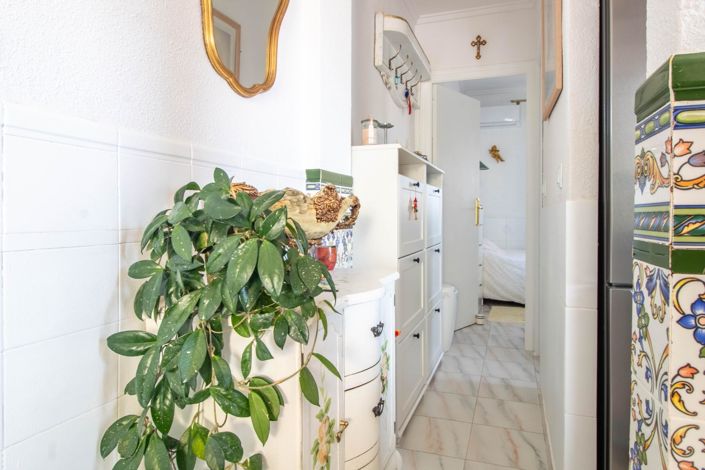 Image No.20-1 Bed Bungalow for sale