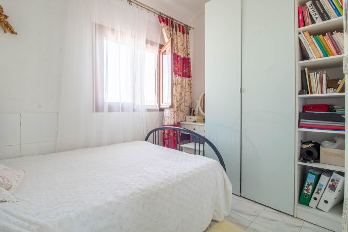 Image No.21-1 Bed Bungalow for sale