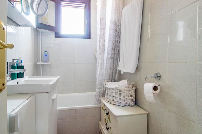 Image No.24-1 Bed Bungalow for sale