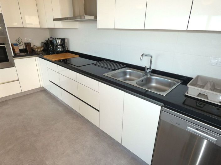 Image No.12-3 Bed Apartment for sale