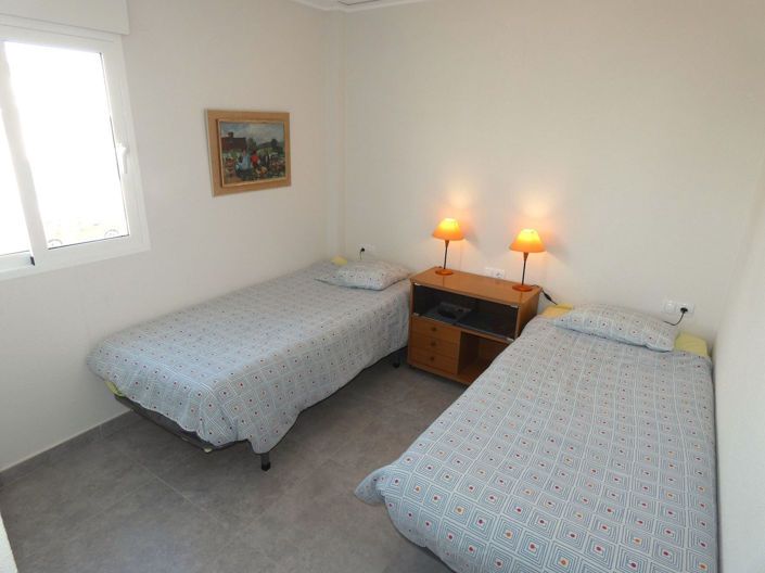 Image No.21-3 Bed Apartment for sale