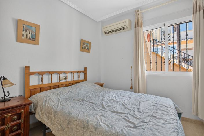Image No.20-2 Bed Villa for sale