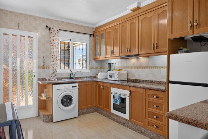 Image No.6-2 Bed Villa for sale