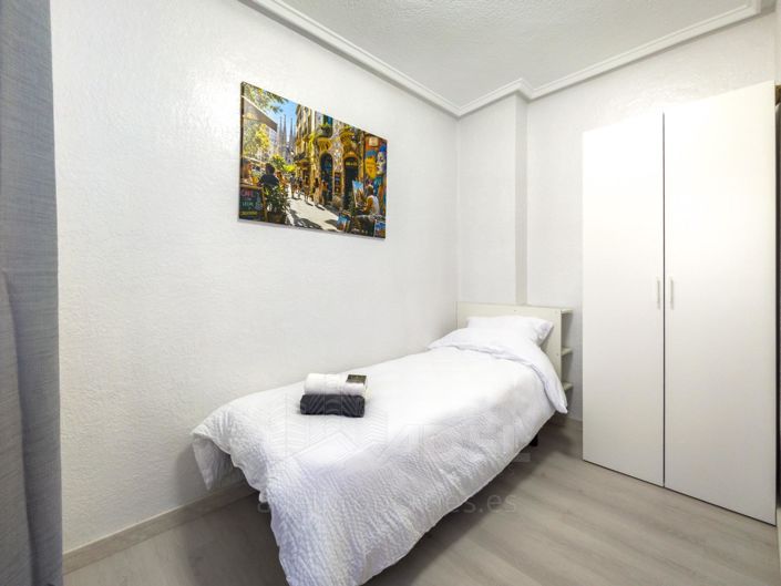 Image No.11-3 Bed Apartment for sale